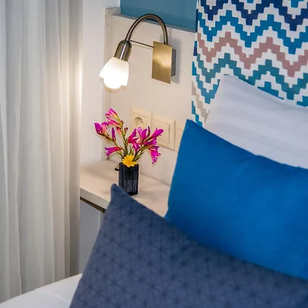 Aretousa Apartamento *