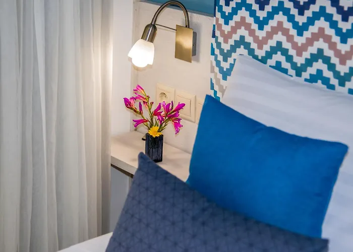 Aretousa Apartment *